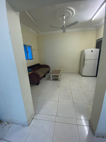 Yanbu, Rooms Available, SAR 850/month,  Furnished,  Semi Furnished 2 Rooms Adjusable Kitchen And One Wash Room Near Almanar School 0590770517