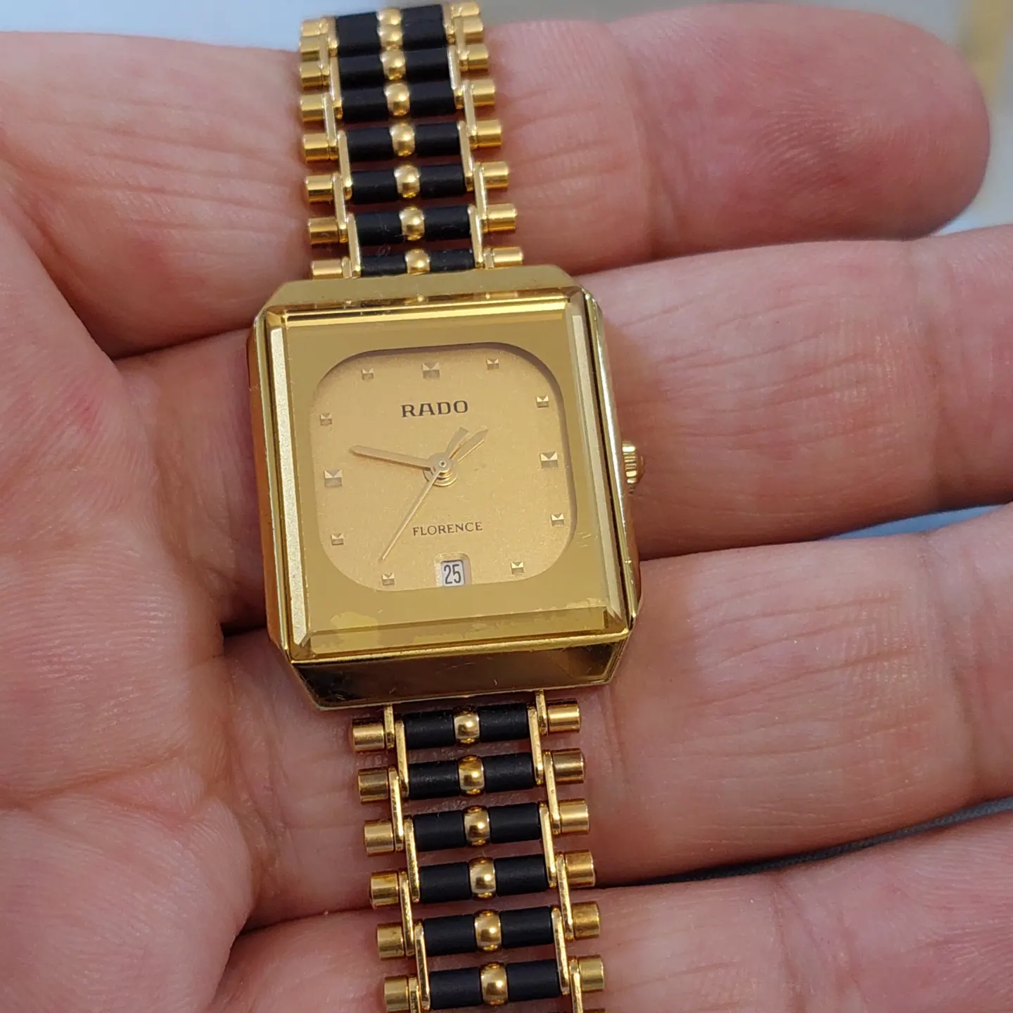 Riyadh, Watches, SAR 1300,  RADO Watch For Ladies Original Swiss Made