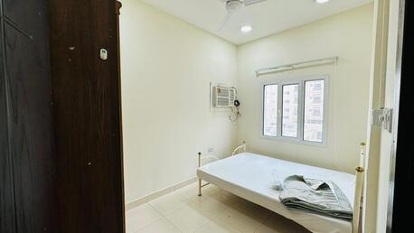 Salmaniya, Apartments, Flats, Houses & Villas, BHD 160/month,  Studio,  FULLY FURNISHED STUDIO FLAT WI