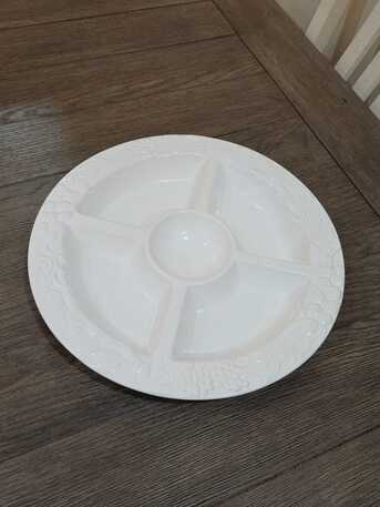 Jeddah, Household Items, SAR 5,  Tray With Portions Inside