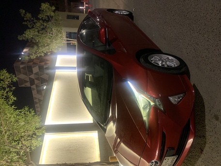 Al Ameer Fawwaz Junobi, Vehicles, Cars & Trucks , SAR 40,  Toyota Prius,  2017,  Automatic,  214 KM,    Fully Option Rare Colour Dark Red (Maroon) SAR 40000