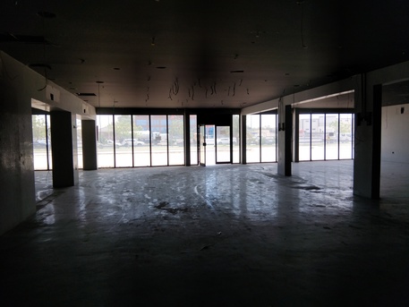 Manama, Shops, BHD 180,  6 Shutter Showroom With Mezanin Floor 2Bath.  Store Room In -((( Nuwdirat)))