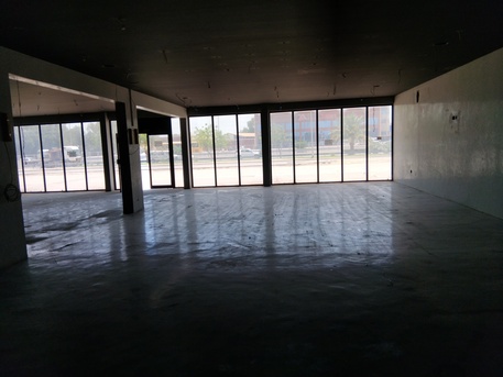 Manama, Shops, BHD 180,  6 Shutter Showroom With Mezanin Floor 2Bath.  Store Room In -((( Nuwdirat)))