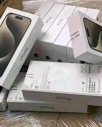 Los Angeles, Mobile Phones, USD 619, Buy Apple IPhone 15 Pro Max 1TB Just For $619 From Gizsale.com