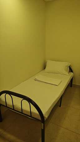 Juffair, Apartments/Houses, BHD 350/month,  Furnished,  2 BR,  Modern Spacious Apartment: CLOSED Kitchen: BALCONY.STORE ROOM. Pool. Gym. Internet:TONY