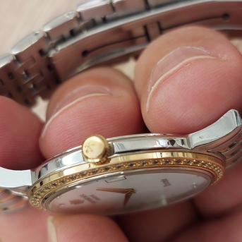 Riyadh, Watches, SAR 2900,  Raymond Weil Watch Solid Gold & Steel Original Diamond Dial And Bezel For Men Or Ladies Or