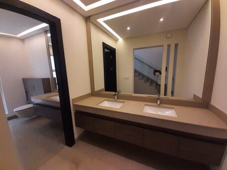 Hamala, Apartments/Houses, Studio,  Ultra Modern 6 Bed Villa With Elevator And Swimming Pool