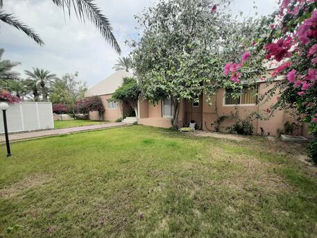 Saar, Apartments/Houses, BHD 1500/month, 4 BR, 500 Sq. Meter, Saar/large Villa With Private Pool And Garden Exclusive
