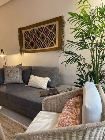 Amman, Apartments/Houses, JOD 10000/year,  Furnished,  1 BR,  Fully Furnished One Bedroom Apartment With Baconly In Jabal Webdeh 00962777688956