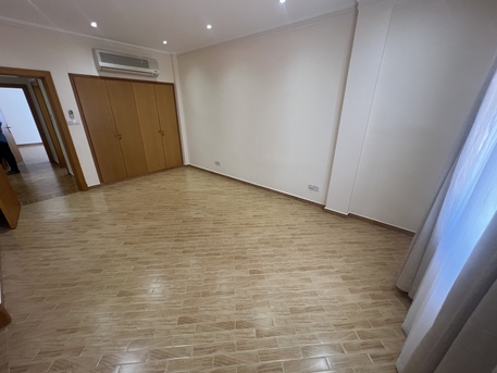 Umm Al Hassam, Apartments/Houses, BHD 650/month,  Furnished,  3 BR,  BHD:650/m SPACIOUS SEMIFURNISHED 3BHK APARTMENT FOR RENT IN UMM AL HASSAM-:FAZAL*34664461*