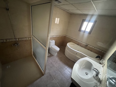 Zinj, Apartments/Houses, BHD 530/month,  Furnished,  3 BR,  BHD:530/month SEMI FURNISHED 3BHK COMPOUND VILLA FOR RENT IN SALMANIYA-:FAZAL* 34664461*