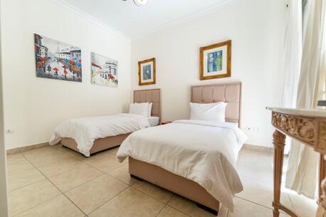 Abdoun, Apartments/Houses, JOD 9000/year,  Furnished,  2 BR,  Ground Fully Furinshed 2B Apartment With Outside Garden In Abdoun 00962777688956