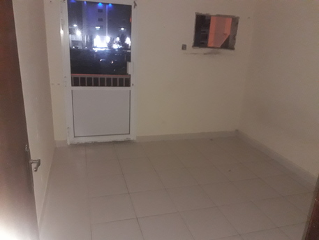 Salmaniya, Apartments/Houses, BHD 150/month,  2 BR,  110 Sq. Meter,  2 Bhk Unfurnished Flat Available In Salmaniya Call Aleena