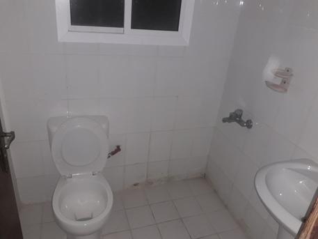 Salmaniya, Apartments/Houses, BHD 150/month,  2 BR,  110 Sq. Meter,  2 Bhk Unfurnished Flat Available In Salmaniya Call Aleena