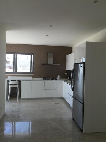 Amman, Apartments/Houses, JOD 30000/year,  4 BR,  Deplux Semi Furnished 4B With Baconly And Terrace N 5circle 00962777688956