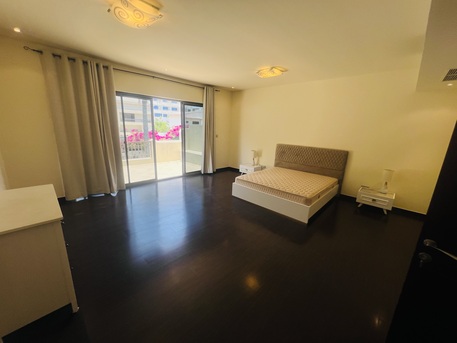 Adliya, Apartments/Houses, BHD 1000/month,  Furnished,  4 BR,  SPACIOUS FULLY FURNISHED 4BHK COMPOUND VILLA  FOR RENT IN ADLIYA-FAZAL* 34664461