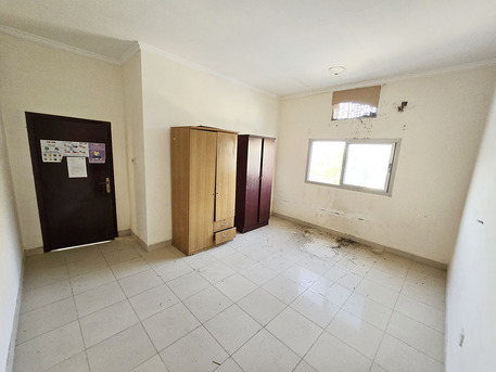 Adliya, Apartments/Houses, BHD 450/month,  5 BR,  285 Sq. Meter,  5 Rooms Accommodation For Staff In Adliya With EWA