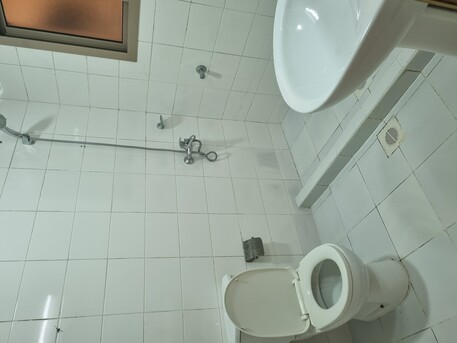 Gudaibiya, Apartments/Houses, BHD 250/month,  3 BR,  Semi Furnished Family Flat For Rent In Gudabiya With AC, Lift, Security