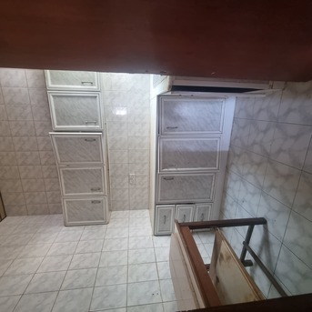 Salmaniya, Apartments/Houses, BHD 150/month,  2 BR,  ATHROOM Hall Kitchen Without Electricity