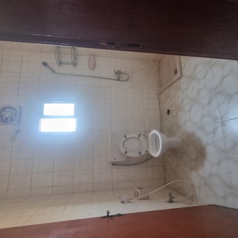Salmaniya, Apartments/Houses, BHD 150/month,  2 BR,  ATHROOM Hall Kitchen Without Electricity