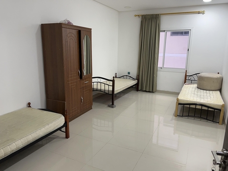 Hidd, Staff Accomodation, BHD 300,  SPACIOUS SEMI FURNISHED 3 BHK APARTMENT FOR RENT IN HIDD-: 38185065