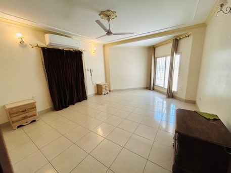 Tubli, Apartments/Houses, BHD 900/month,  Furnished,  5 BR,  SEMIFURNISHED 3 STORY 5 BEDROOM PRIVATE VILLA FOR RENT IN TUBLI:38185065