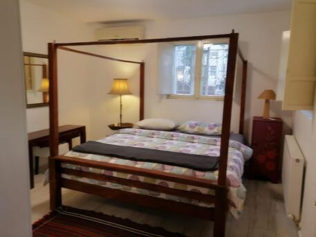 Amman, Apartments/Houses, JOD 15000/year,  Furnished,  2 BR,  Hertige Ground Fully Furinshed 2B Apart With Garden In Jabal Webdeh 00962777688956