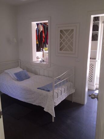 Abdoun, Apartments/Houses, JOD 30000/year,  3 BR,  Deplux Semi Furnished 3B Apart With Garden, Pool N Abdoun 00962777688956