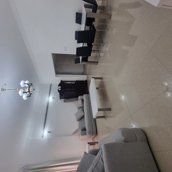 Juffair, Apartments/Houses, BHD 400/month,  2 BR,  &2BATHROOM Hall Kitchen  With Electricity Fully Furnished Car Parking