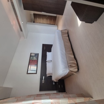 Juffair, Apartments/Houses, BHD 750/month,  3 BR,  ▪︎4BATHROOM Hall Kitchen   With Electricity Fully Furnished Car Parking