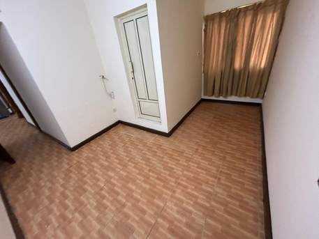Umm Al Hassam, Apartments/Houses, BHD 190/month,  2 BR,  UN FURNISHED 2 BHK APARTMENT FOR RENT IN UMM AL HASSAM-: SUBEER:38185065