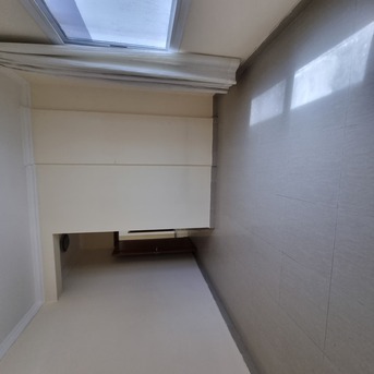 Hidd, Apartments/Houses, BHD 200/month,  2 BR,  @3BATHROOM Hall Kitchen Without Electricity Car Parking Balkani Semi Furnished