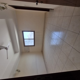 Hidd, Apartments/Houses, BHD 260/month,  3 BR,  ;ATHROOM Hall Kitchen Without Electricity Car Parking Balkani