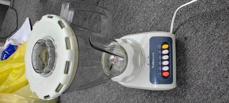 Makkah, Air Conditioners, SAR 570,  House Hold Items (20% Discount Items)