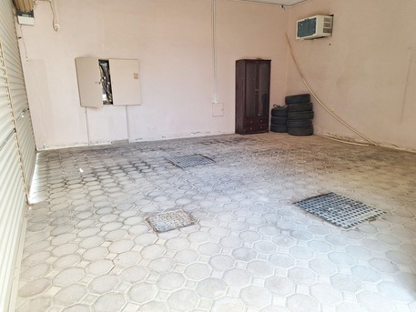 Manama, Villas, BHD 2000,  @8BATHROOM Hall Kitchen Without Electricity Balkani Villa For Rent