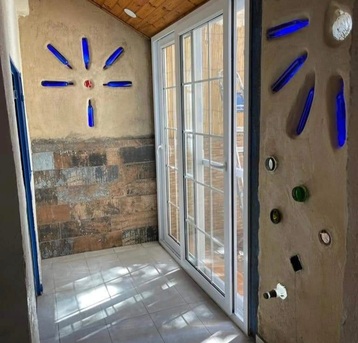 Amman, Apartments/Houses, JOD 7200/year,  Furnished,  1 BR,  Hertige Ground Fully Furinshed 1B With Garden In Jabal Webdeh 00962777688956