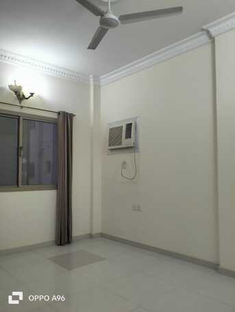 Manama, Apartments/Houses, BHD 280/month,  2 BR,  100 Sq. Meter,  2BHK Semi Furnised With Ewa Salmaniya