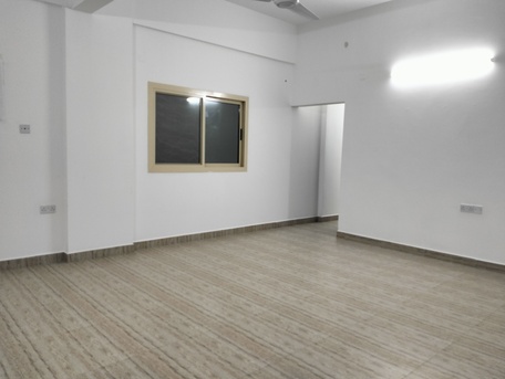 Adliya, Apartments/Houses, BHD 300/month,  2 BR,  100 Sq. Meter,  Huge Flat With Ewa Adliya