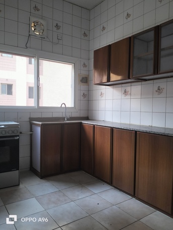 Hoora, Apartments/Houses, BHD 220/month,  Furnished,  2 BR,  70 Sq. Meter,  Fully Furnished 2bhk Apartment With Ewa In Hoora