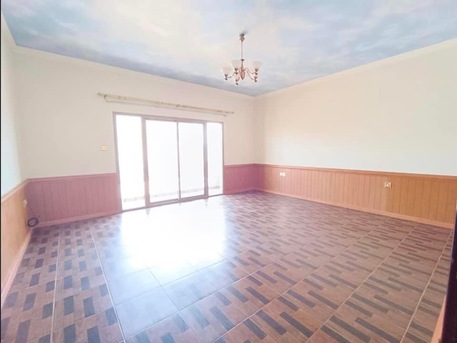 Salmaniya, Apartments/Houses, BHD 550/month,  3 BR,  200 Sq. Meter,  Salmainiya Area 3 Bedroom Villa Available In A Compound