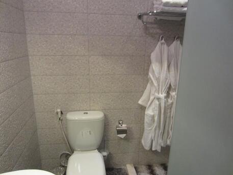 Amman, Apartments/Houses, JOD 13000/year,  Furnished,  3 BR,  Fully Furnished 3B Apart With Baconly In Jabal Webdeh 00962777688956