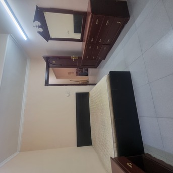 Salmaniya, Apartments/Houses, BHD 210/month,  1 BR,  #1BATHROOM Hall Kitchen With Electricity Furnished