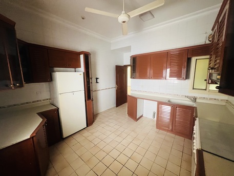 Manama, Apartments/Houses, BHD 250/month,  Furnished,  2 BR,  BHD:-250/month SEMI FURNISHED 2 BHK APARTMENT FOR RENT IN BURHAMA -: FAZAL* 34664461*