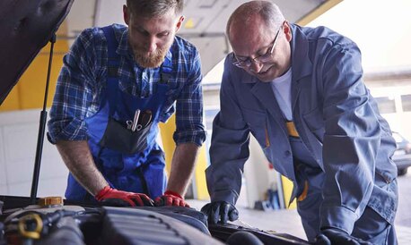 Manchester, Training, UK&rsquo;s Top MOT Training Center - MOT Training Experts