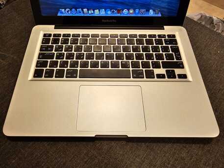 Riyadh, Computers, SAR 850,  Apple MacBook Pro 13-inch