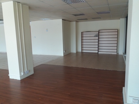 Manama, Offices, BHD 650,  220 Square Miter Open Office Spaces 2Bath. Kitchen In -(((diplomatic Arya)))