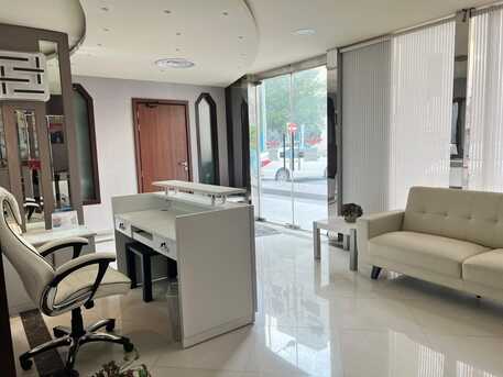 Manama, Offices, BHD 1500,  220 Square Miter Arya Grund Floor F/F Office  Spesc For Rent -(( Diplomatic Area)))