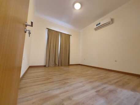 Juffair, Apartments/Houses, BHD 280/month,  2 BR,  100 Sq. Meter,  Juffair 2bhk More Than Semi Furnish @ 280bd