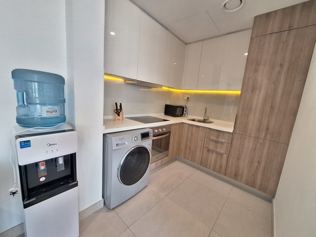 Juffair, Apartments/Houses, BHD 350/month,  Furnished,  1 BR,  Sea View