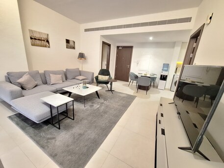 Juffair, Apartments/Houses, BHD 350/month,  Furnished,  1 BR,  Sea View